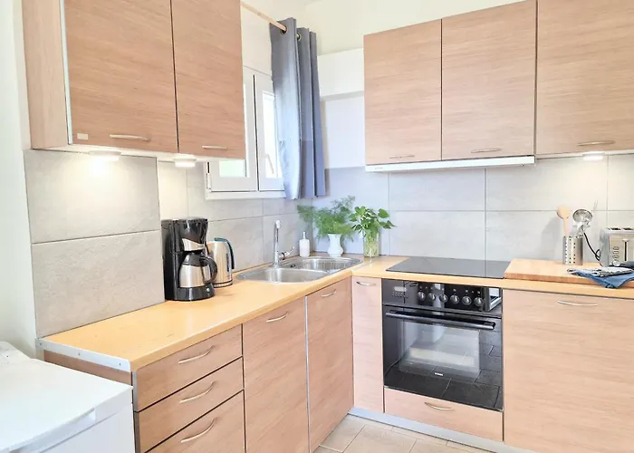 Kalamies - Secluded Skala (Kefalonia)